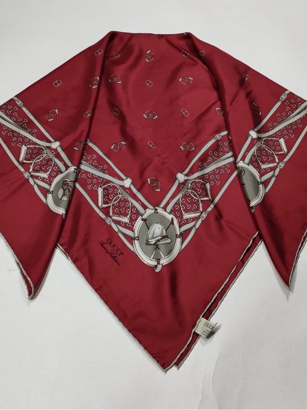 Gucci Silk- Print Scarf -Preowned - Picture 4 of 10